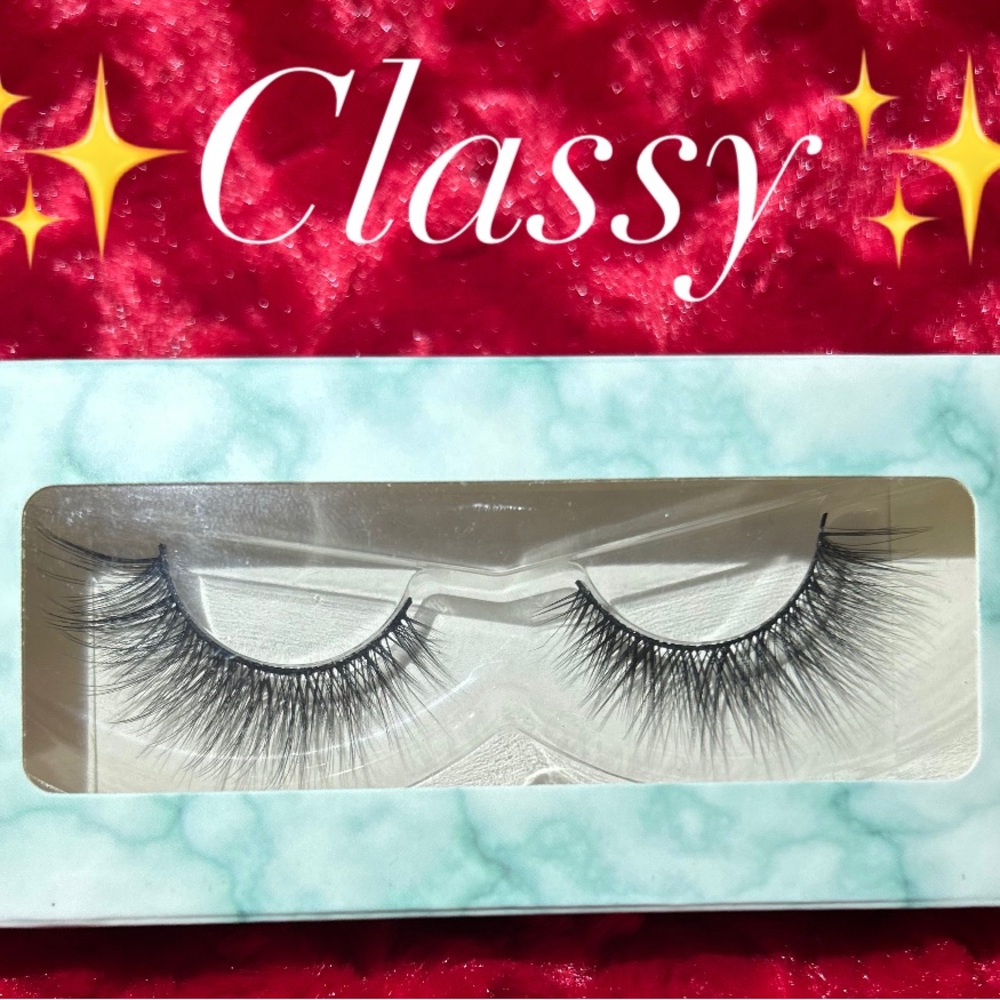 Lashes - Picture 11 of 12